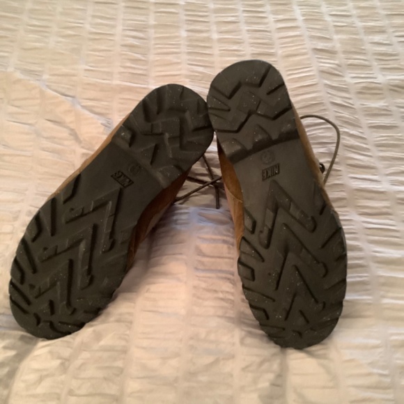 Vintage Nike Hiking Boot Shoe. Green Suede & Purple  Womens 8.5 EUC - Picture 5 of 8